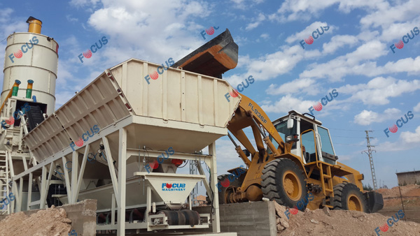 Mobile Batch Plant in Operation in Algeria picture 2